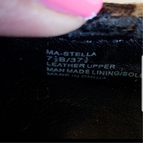 BgbcMaxazria shoes size 7.5 - Picture 6 of 8